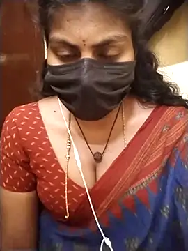 Snapshot of Nithiila chatting on February 19, 2026, 4:03 pm Nithiila online show from February 19, 2026, 4:03 pm