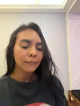 Snapshot of GiorgiaLuxee chatting on November 27, 2025, 11:07 pm GiorgiaLuxee online show from November 27, 2025, 11:07 pm