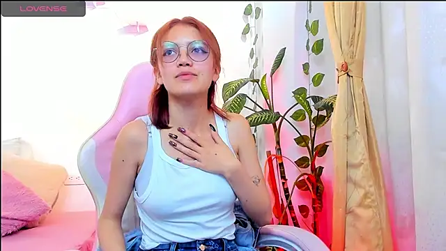 Snapshot of Jade22__ chatting on September 25, 2025, 1:15 pm Jade22 online show from September 25, 2025, 1:15 pm