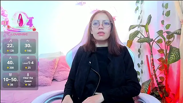 Snapshot of Jade22__ chatting on October 3, 2025, 2:03 pm Jade22 online show from October 3, 2025, 2:03 pm
