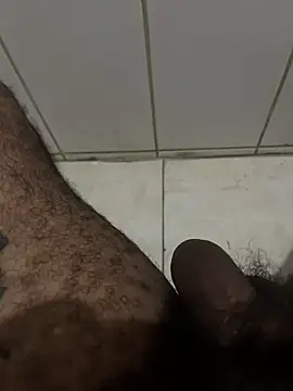 Snapshot of FromVnz chatting on September 30, 2025, 6:57 pm FromVnz online show from September 30, 2025, 6:57 pm