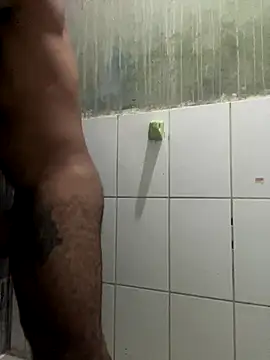 Snapshot of FromVnz chatting on November 12, 2025, 2:01 am FromVnz online show from November 12, 2025, 2:01 am