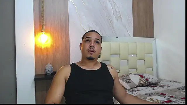 taylor collins  online show from September 28, 2025, 6:02 pm