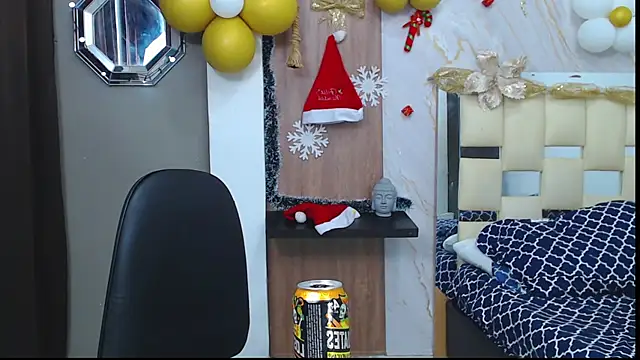 taylor collins  online show from November 18, 2025, 10:14 pm