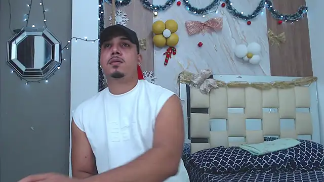 taylor collins  online show from December 19, 2025, 11:12 pm