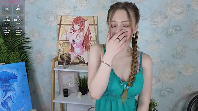 Snapshot of HollieCollelo chatting on February 3, 2026, 3:26 am HollieCollelo online show from February 3, 2026, 3:26 am