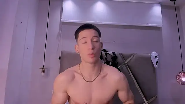 HunterHeat  online show from October 22, 2025, 11:43 am