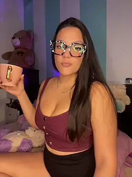 alilith online show from February 21, 2026, 7:48 pm