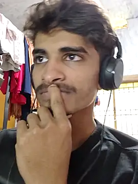 Snapshot of jitendra5834 chatting on September 22, 2025, 6:37 am jitendra5834 online show from September 22, 2025, 6:37 am