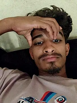 jitendra5834 online show from April 3, 2026, 11:52 am