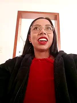 Snapshot of Antonellaconelly chatting on October 9, 2025, 7:34 pm Antonellaconelly online show from October 9, 2025, 7:34 pm