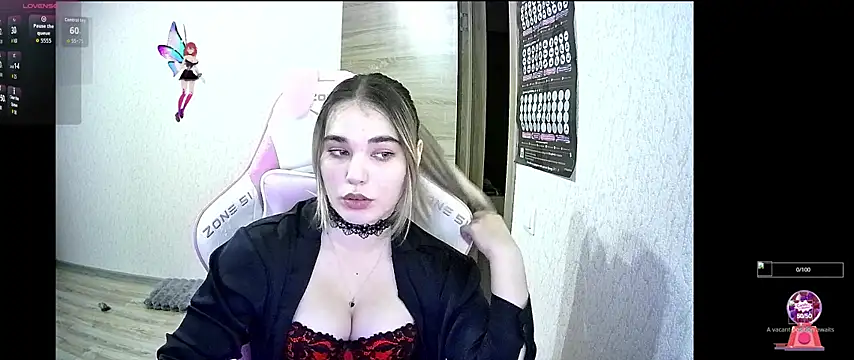 Snapshot of Kris_Moss chatting on October 17, 2025, 8:00 pm Kris Moss online show from October 17, 2025, 8:00 pm