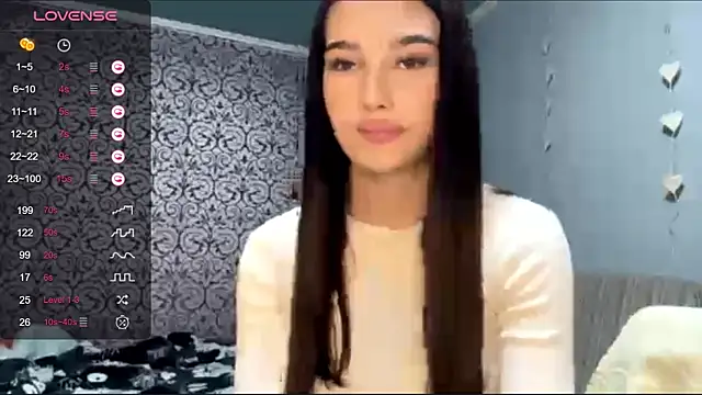 AuraJefcoat online show from October 21, 2025, 3:02 pm