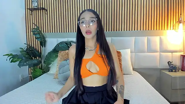 Snapshot of Roseaurora chatting on January 14, 2026, 1:17 pm Roseaurora online show from January 14, 2026, 1:17 pm