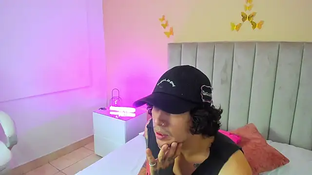 Snapshot of May_y_Goeth chatting on September 20, 2025, 2:45 am May y Goeth online show from September 20, 2025, 2:45 am