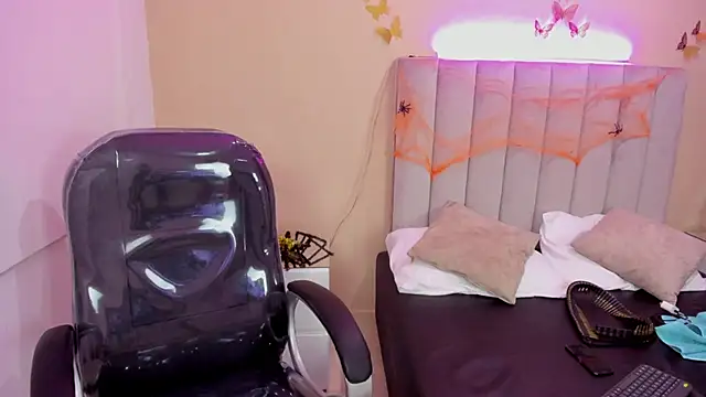 Snapshot of May_y_Goeth chatting on October 29, 2025, 3:09 am May y Goeth online show from October 29, 2025, 3:09 am