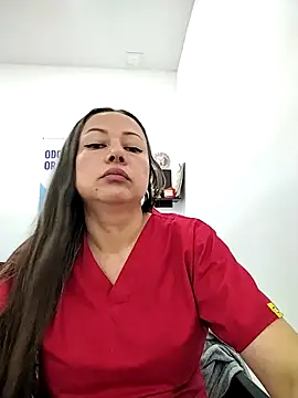 Madisson-04  online show from November 5, 2025, 8:31 pm