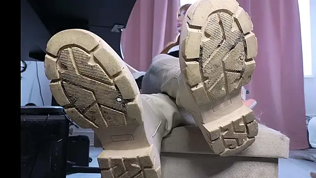 CruelSiren online show from March 2, 2026, 9:27 am