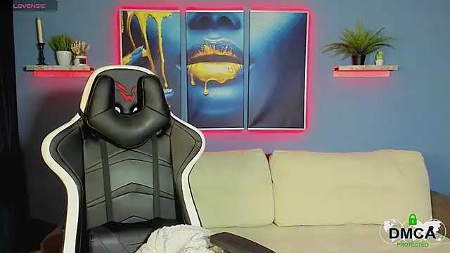 Roxy foxi online show from November 27, 2025, 1:07 am