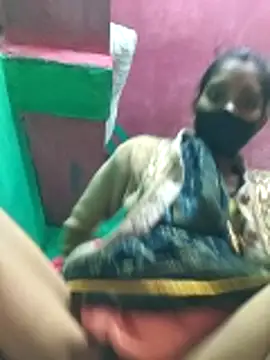 Snapshot of So_pinki chatting on February 3, 2026, 8:52 am So pinki online show from February 3, 2026, 8:52 am