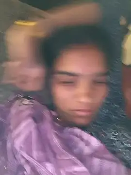 Snapshot of So_pinki chatting on February 19, 2026, 8:21 am So pinki online show from February 19, 2026, 8:21 am