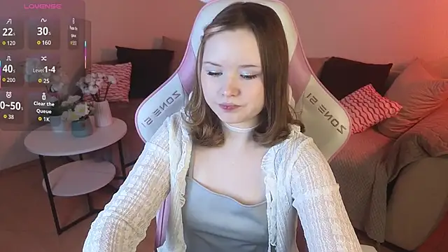 Snapshot of Sweetie_Hope chatting on January 15, 2026, 4:33 pm Sweetie Hope online show from January 15, 2026, 4:33 pm