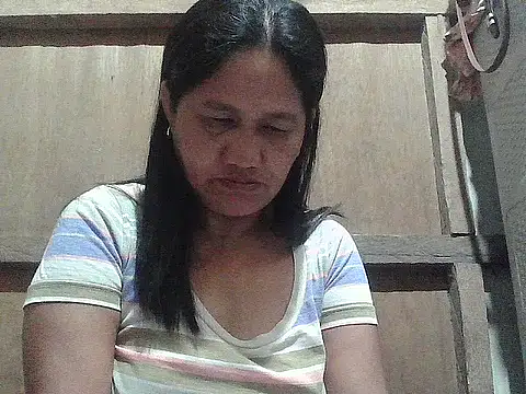 hotmama 063 online show from June 2, 2026, 8:33 pm