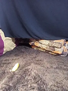 Snapshot of BunnyBloom25 chatting on February 1, 2026, 10:58 am BunnyBloom25 online show from February 1, 2026, 10:58 am