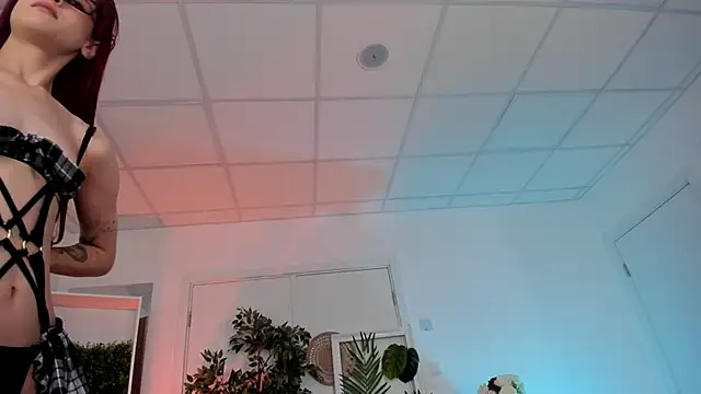 Snapshot of Sima_Wendy chatting on September 15, 2025, 6:24 am Sima Wendy online show from September 15, 2025, 6:24 am