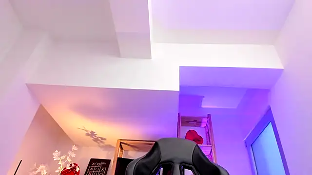 Snapshot of Sima_Wendy chatting on December 1, 2025, 7:35 am Sima Wendy online show from December 1, 2025, 7:35 am