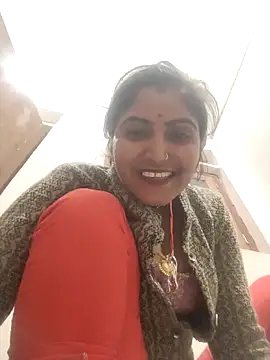 Snapshot of LUCKY_cut chatting on December 21, 2025, 2:57 pm LUCKY cut online show from December 21, 2025, 2:57 pm