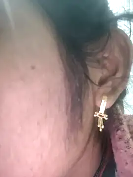 Snapshot of LUCKY_cut chatting on January 6, 2026, 1:53 am LUCKY cut online show from January 6, 2026, 1:53 am