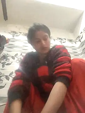 Snapshot of LUCKY_cut chatting on February 5, 2026, 2:38 am LUCKY cut online show from February 5, 2026, 2:38 am