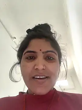 Snapshot of LUCKY_cut chatting on February 26, 2026, 5:06 am LUCKY cut online show from February 26, 2026, 5:06 am