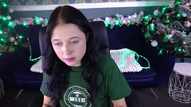 Snapshot of ScarletttMoon chatting on December 14, 2025, 7:40 pm ScarletttMoon online show from December 14, 2025, 7:40 pm