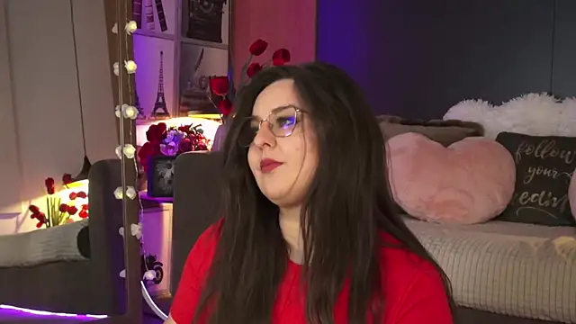 Mia Swano online show from February 19, 2026, 3:46 am