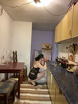 vikinylon online show from November 29, 2025, 7:39 pm