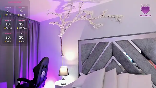 Snapshot of jasmincollin_ chatting on December 23, 2025, 3:15 am jasmincollin online show from December 23, 2025, 3:15 am