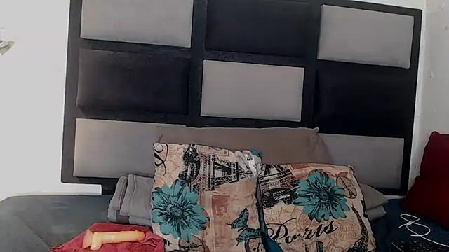 Freaky-boobs online show from October 28, 2025, 9:57 am