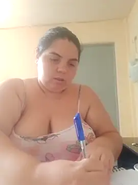 Katherine25 online show from May 31, 2026, 2:02 pm