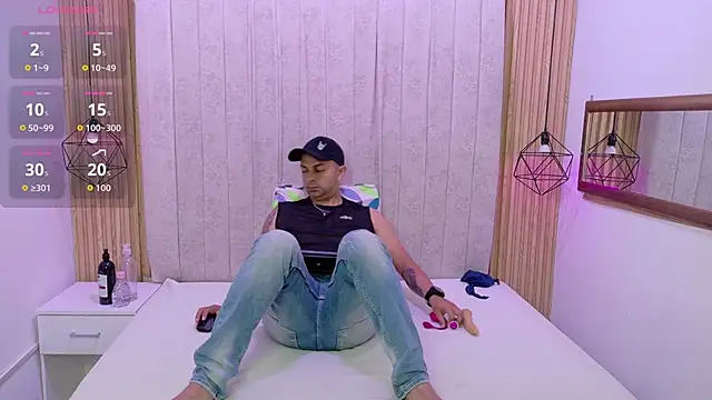 Kity spiderr online show from October 31, 2025, 12:50 pm