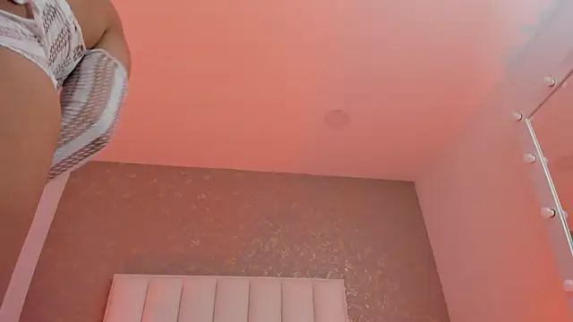 KaylieBrooks online show from December 16, 2025, 6:35 pm