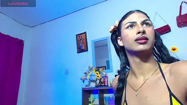 Sharasexy1 online show from November 3, 2025, 9:27 pm