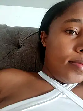 MoniqueMulberry online show from November 21, 2025, 7:12 pm