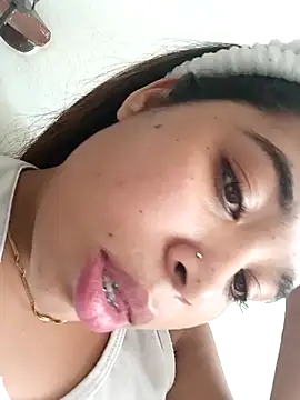 MadissonRizz online show from November 2, 2025, 10:01 pm