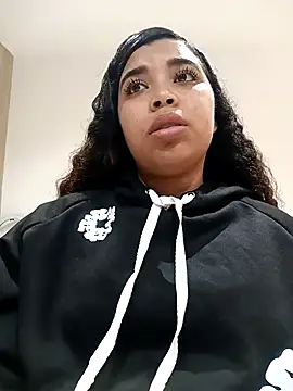 MadissonRizz online show from November 14, 2025, 1:04 am