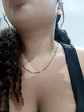 MadissonRizz online show from November 15, 2025, 7:43 pm