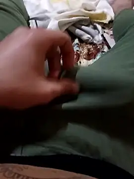 anis3g4 online show from November 19, 2025, 9:48 pm