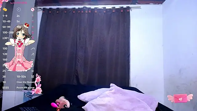 DaraKat18 online show from January 14, 2026, 8:42 am