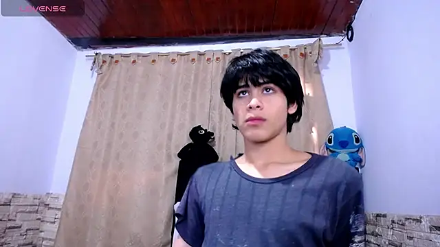 Snapshot of DaraKat18 chatting on February 5, 2026, 10:03 pm DaraKat18 online show from February 5, 2026, 10:03 pm